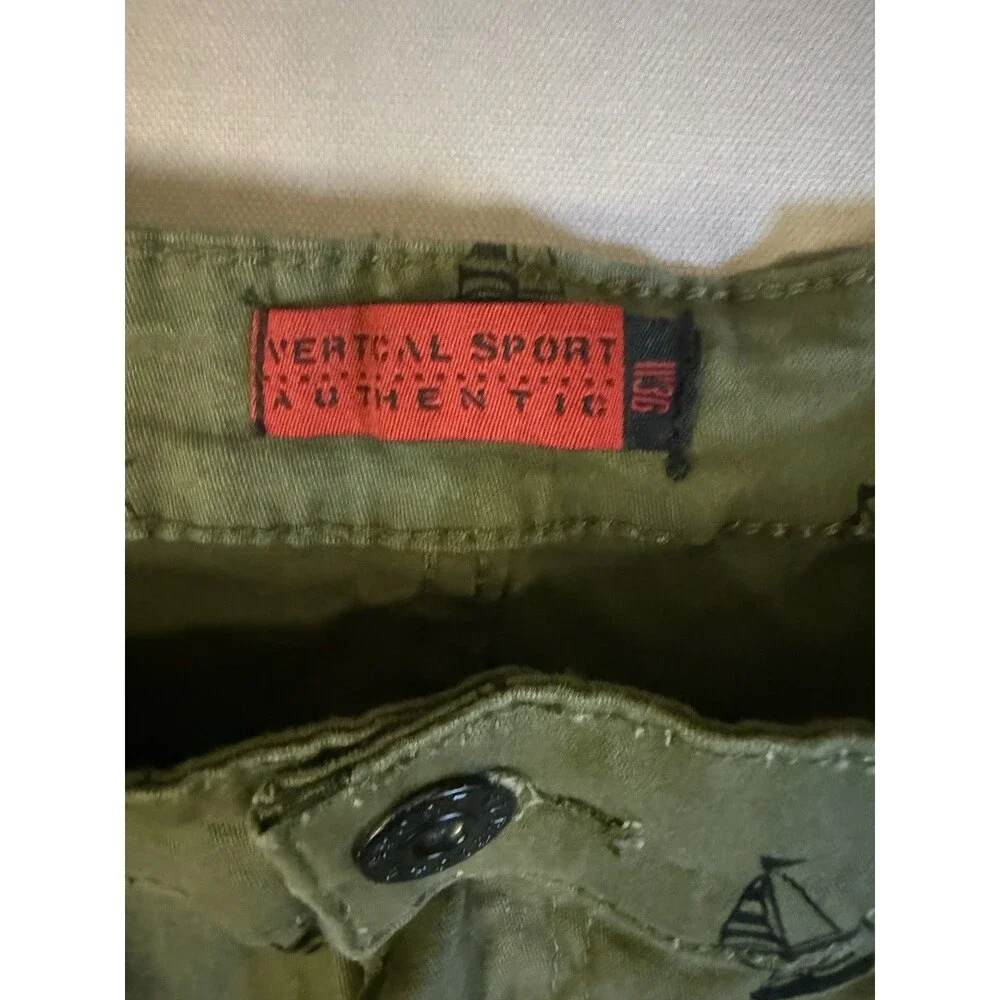 Vertical Sports Bermuda Shorts Men 36 Green Black Palm Tree Print Stretch Beachy
